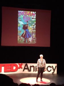 Lire la suite à propos de l’article VIDEO TEDx en ligne !